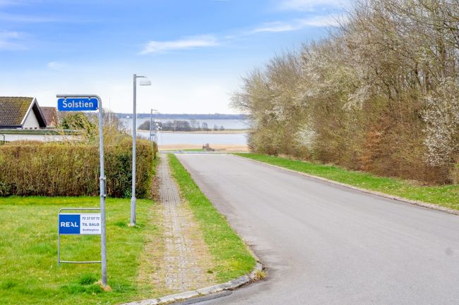 Solstien 2,  Helårsgrund