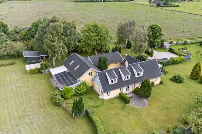 Holmemosevej 9,  Villa