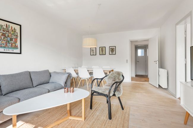 Provstejorden 24, 1. tv