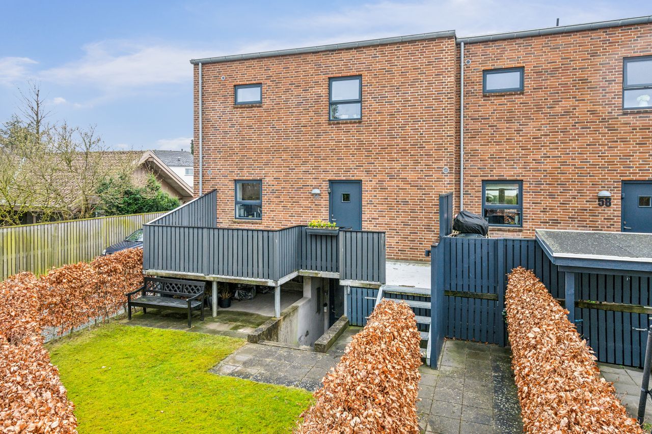 Ejendomsbillede 2 af 25