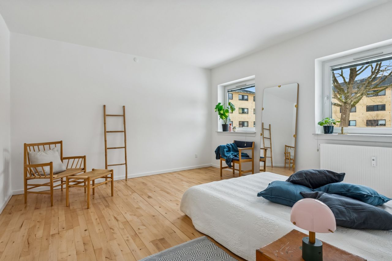 Ejendomsbillede 3 af 12