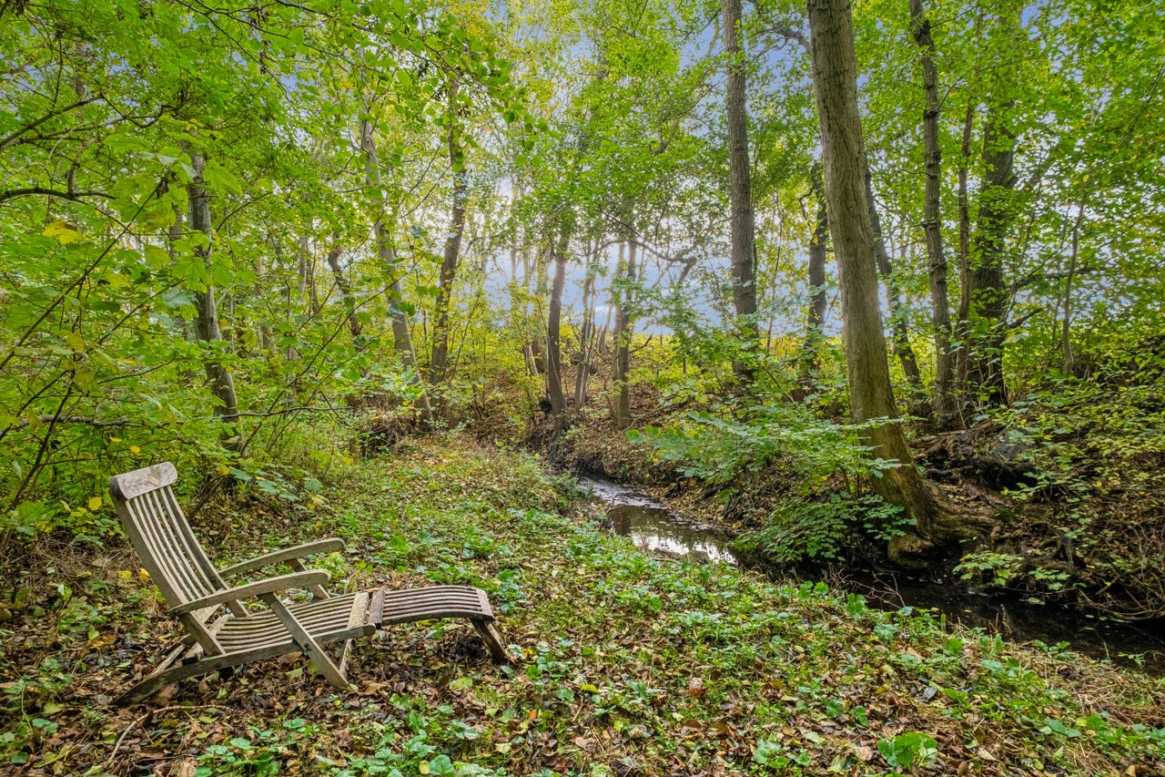 Ejendomsbillede 2 af 36