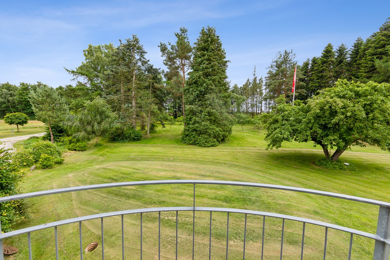 Ejendomsbillede 2 af 57