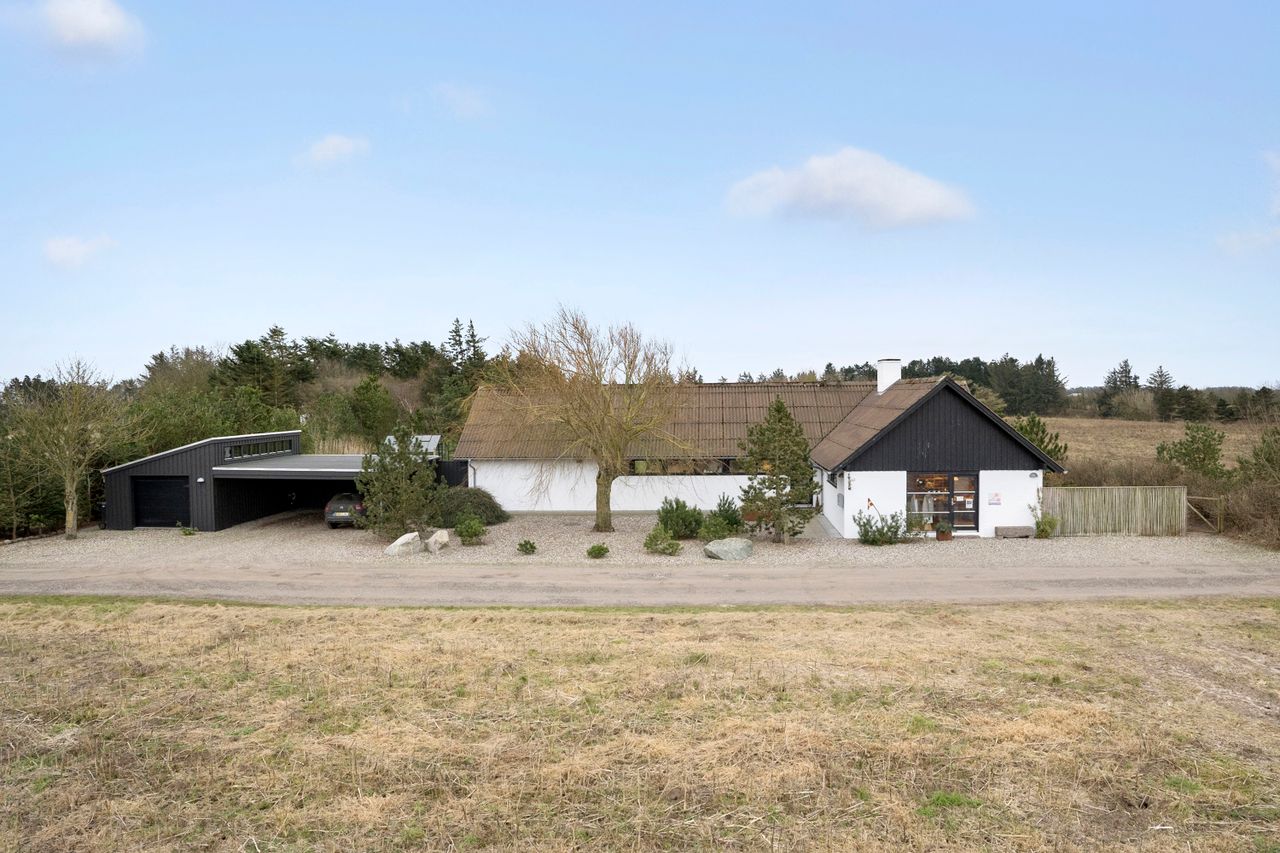 Ejendomsbillede 2 af 26