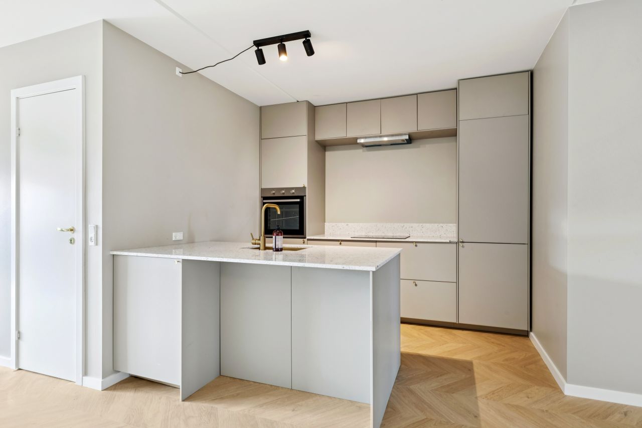 Ejendomsbillede 2 af 17