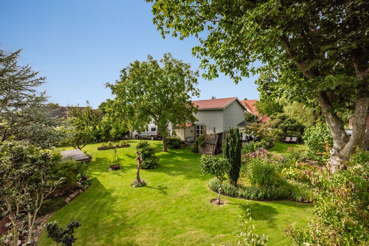 Ejendomsbillede 2 af 47