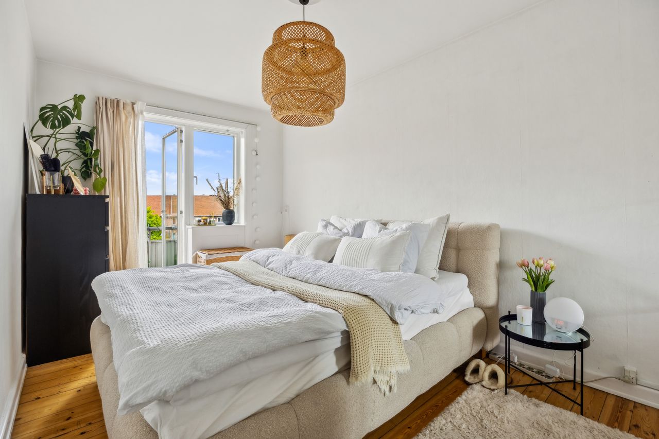 Ejendomsbillede 3 af 17