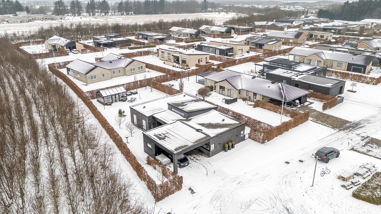 Ejendomsbillede 2 af 39