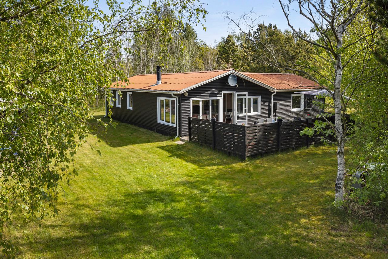 Ejendomsbillede 2 af 16