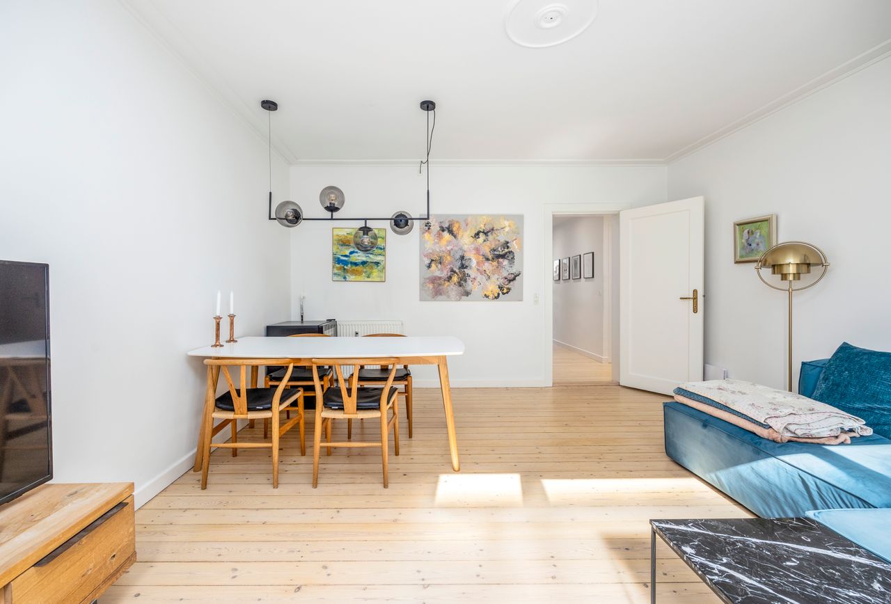 Ejendomsbillede 2 af 17