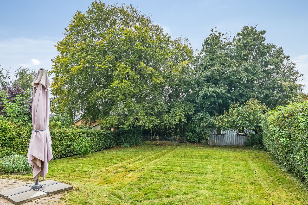 Ejendomsbillede 2 af 27