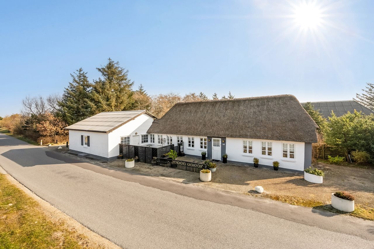 Ejendomsbillede 2 af 23