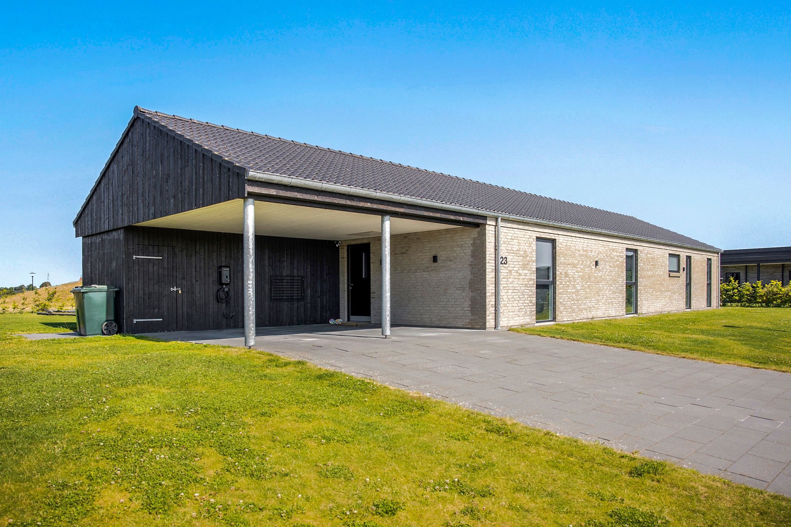 Anholtvænget 23,  Villa