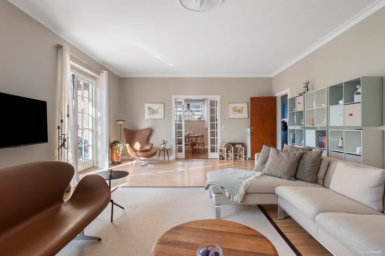 Ejendomsbillede 2 af 24