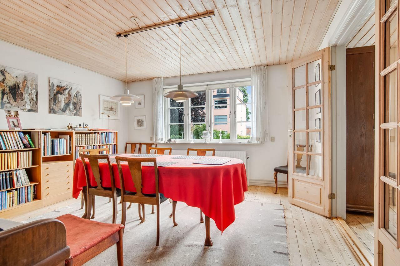 Ejendomsbillede 2 af 30