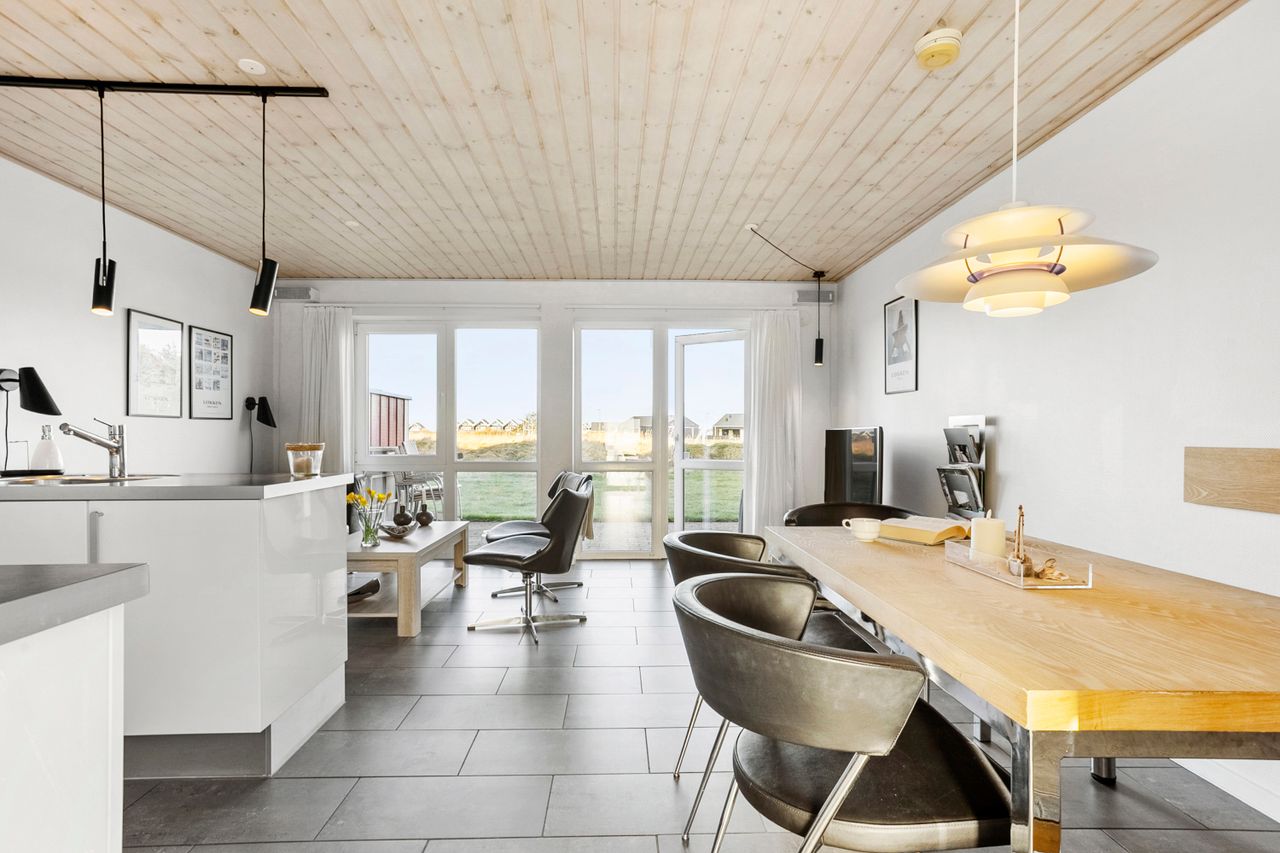 Ejendomsbillede 2 af 25