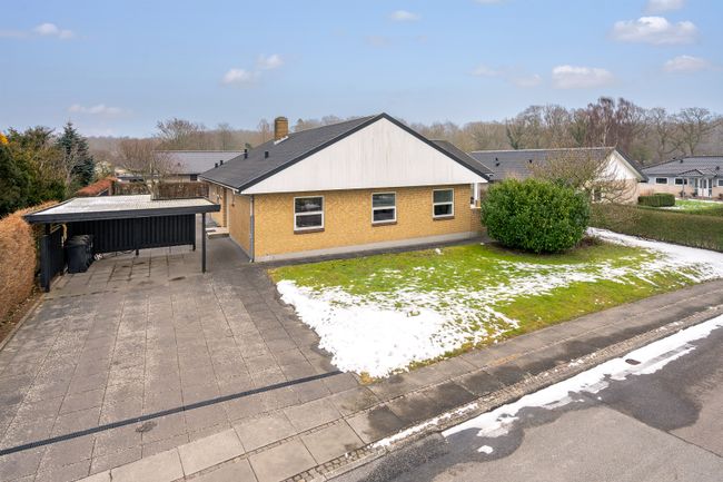 Ludvig Holbergs Vej 3,  Villa