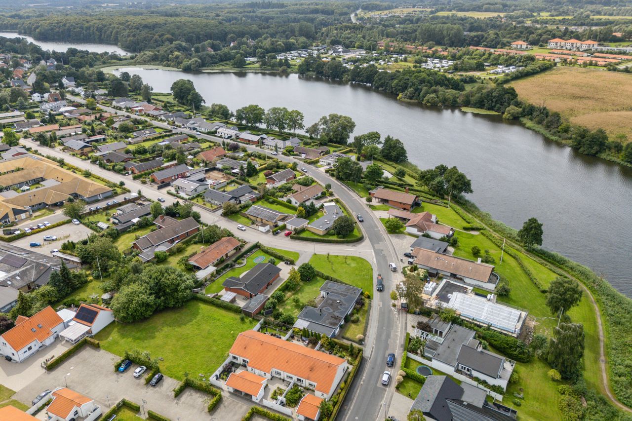 Ejendomsbillede 3 af 28