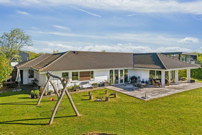 Buskelundhøjen 103, 