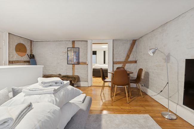 Larsbjørnsstræde 6, 2. tv