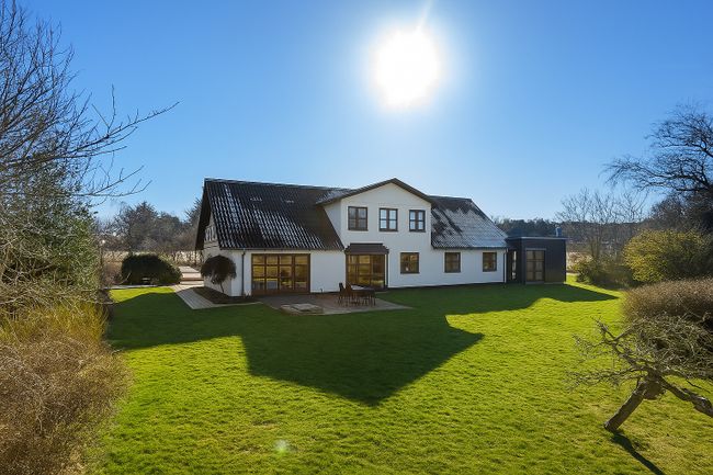 Nejstgårdvej 12,  Villa