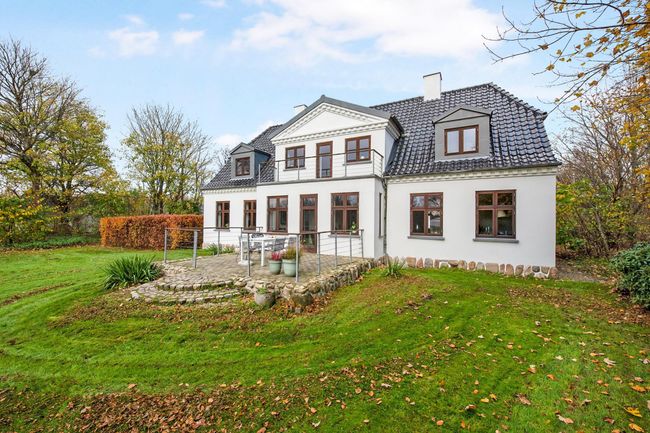 Tolvalenvej 5,  Skovsende