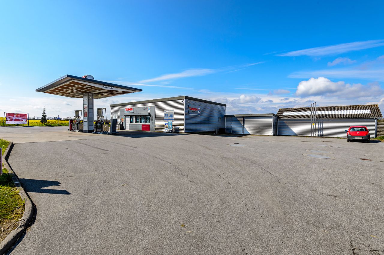 Ejendomsbillede 3 af 21