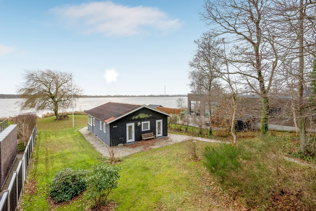 Ejendomsbillede 2 af 25