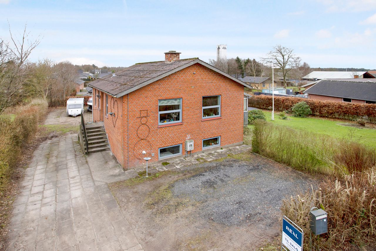 Ejendomsbillede 2 af 22