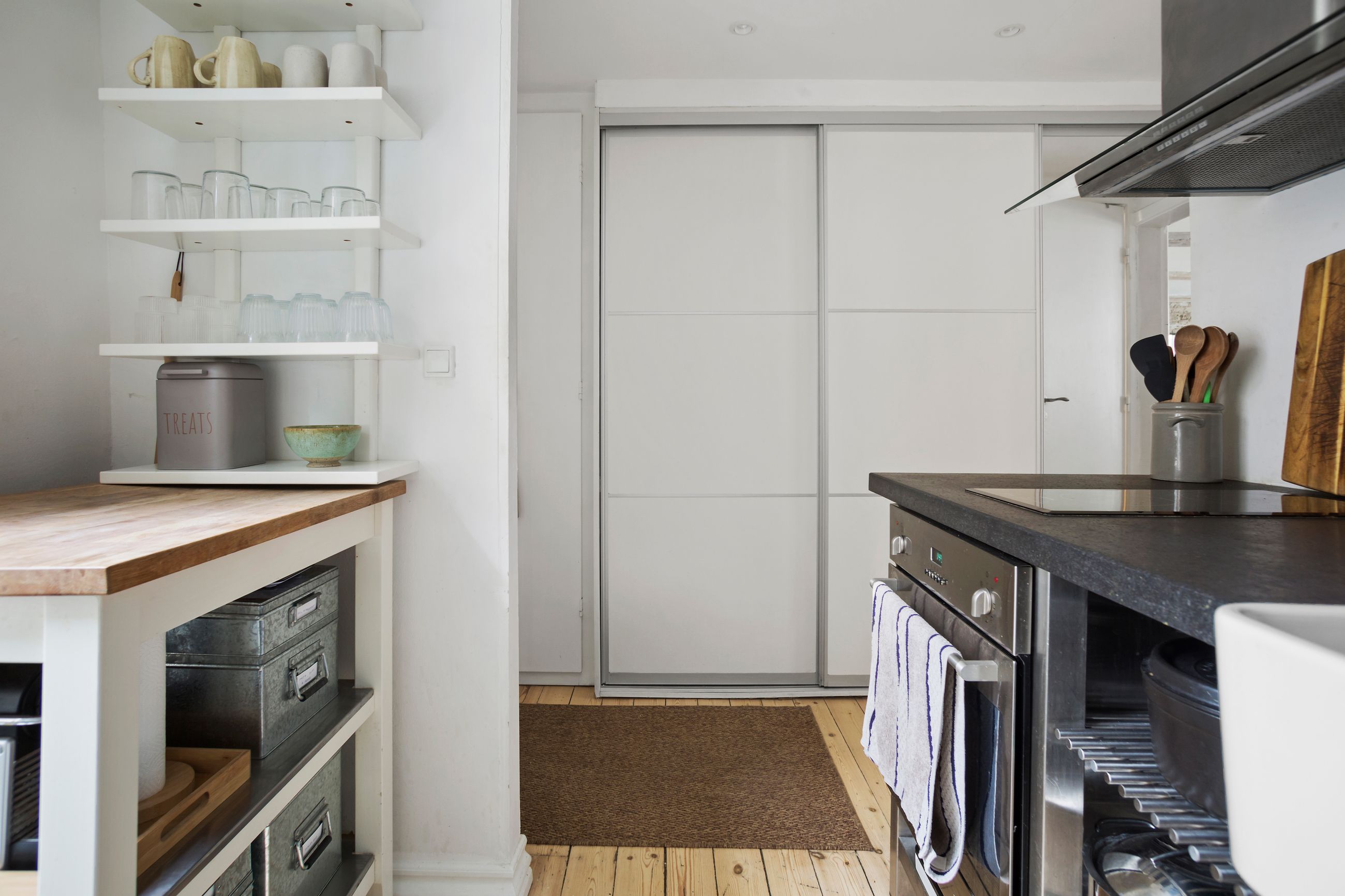 Lavendelstræde 9, 2. th, København K - 6-Koekken.jpg