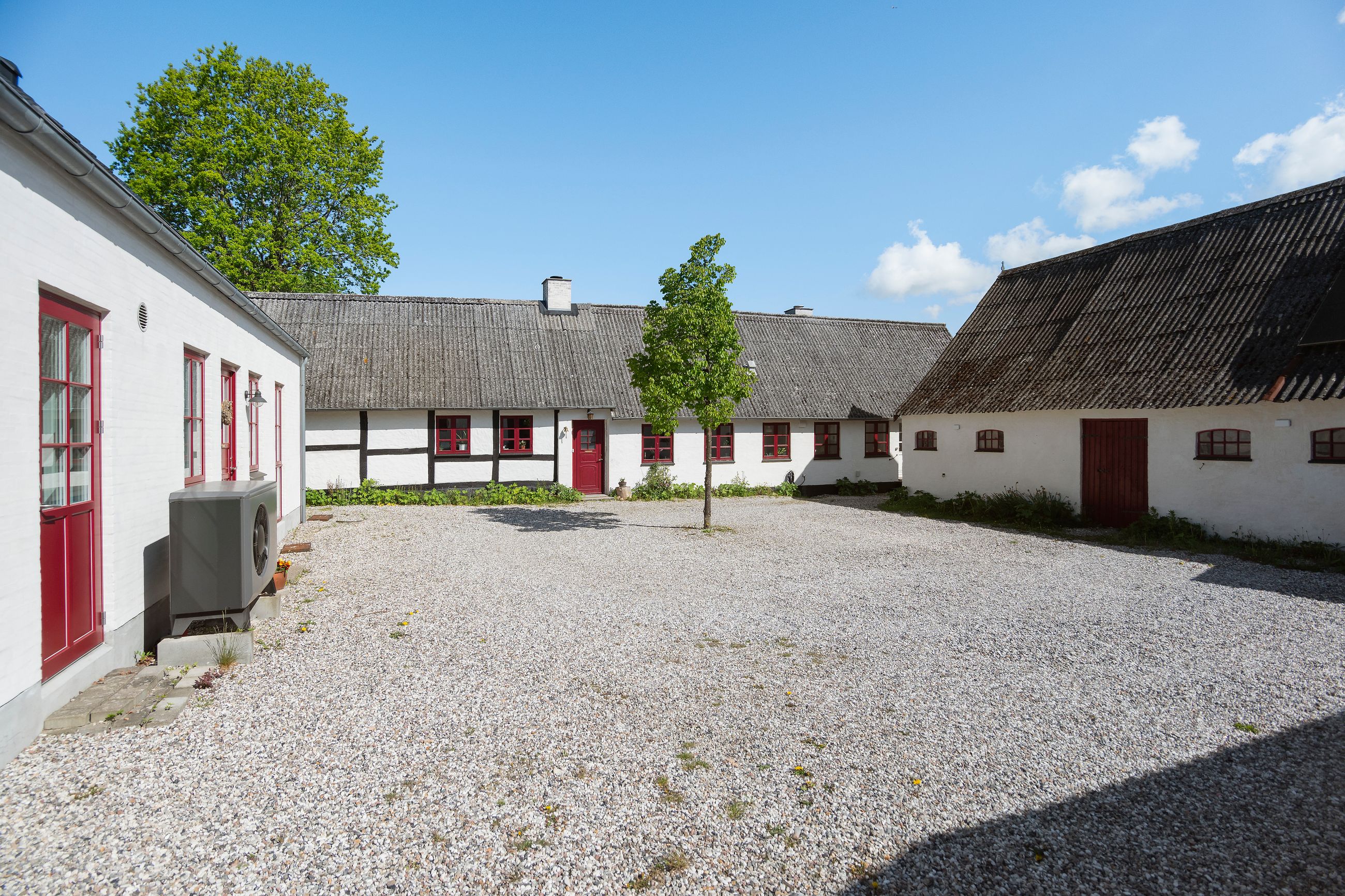 Strædet 10, Ejby, Kirke Hyllinge - 17-Omraade.jpg