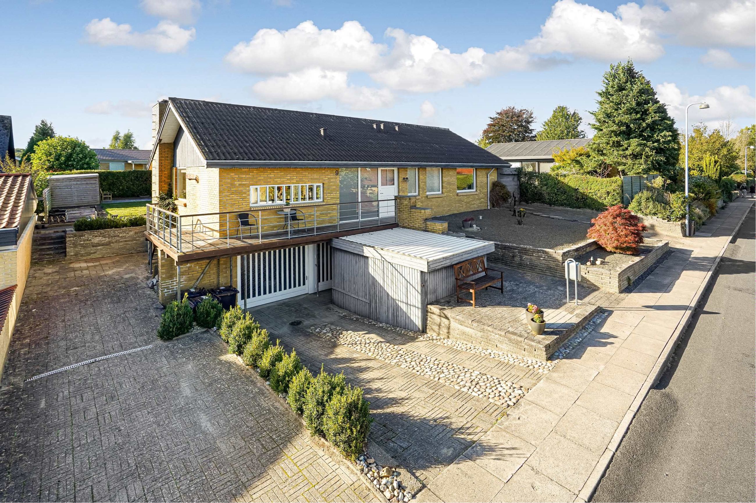 Berberisvænget 9, Korup Villa