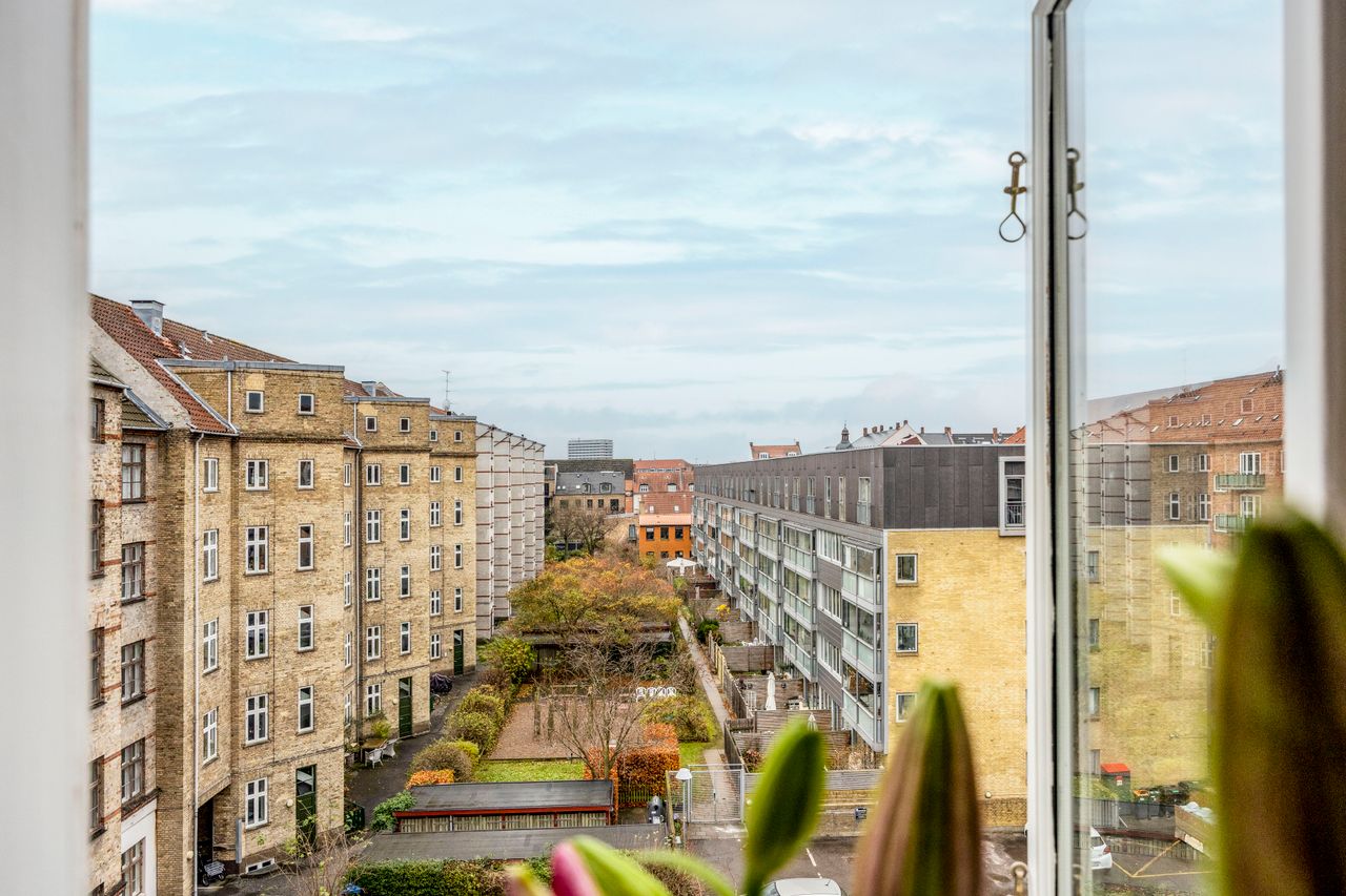 Ejendomsbillede 2 af 28