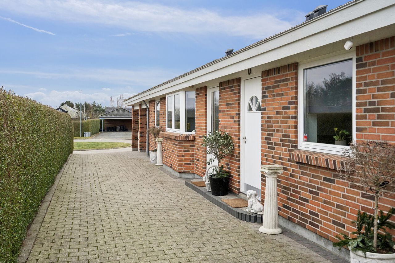 Ejendomsbillede 3 af 30