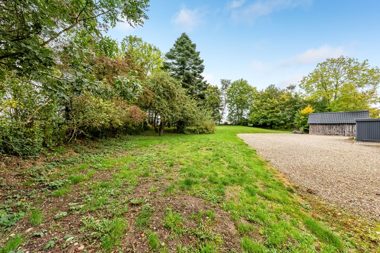 Ejendomsbillede 3 af 21