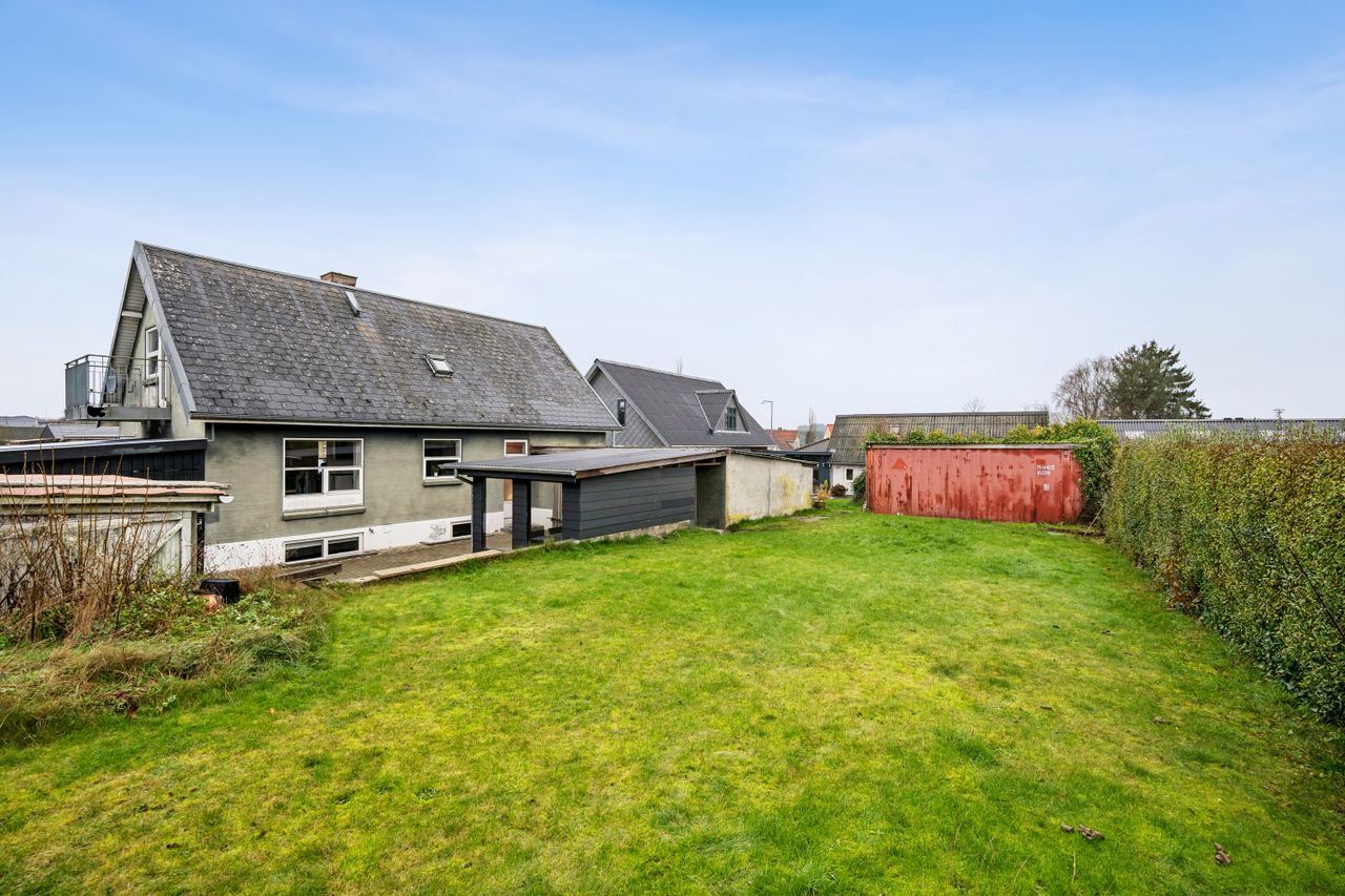 Ejendomsbillede 2 af 19