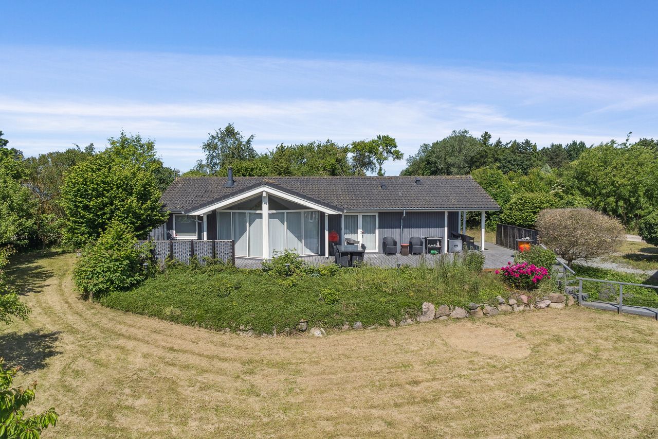 Ejendomsbillede 2 af 27