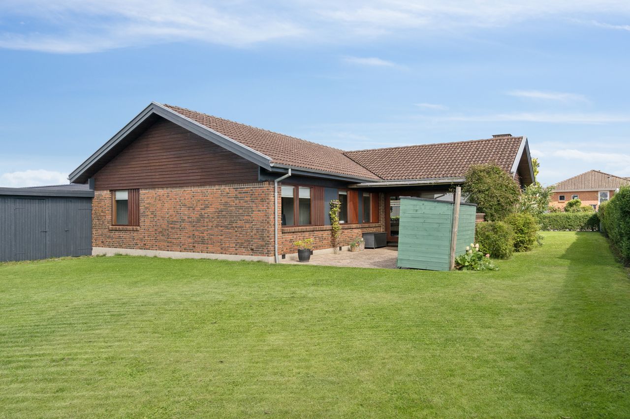 Ejendomsbillede 2 af 31