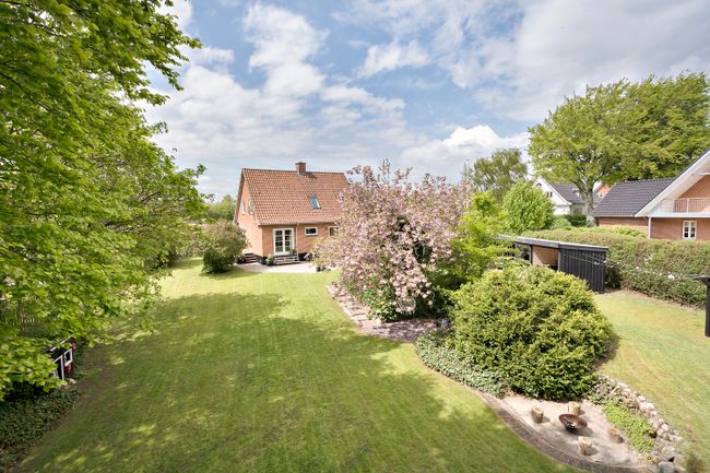 Hovedgaden 62,  Villa