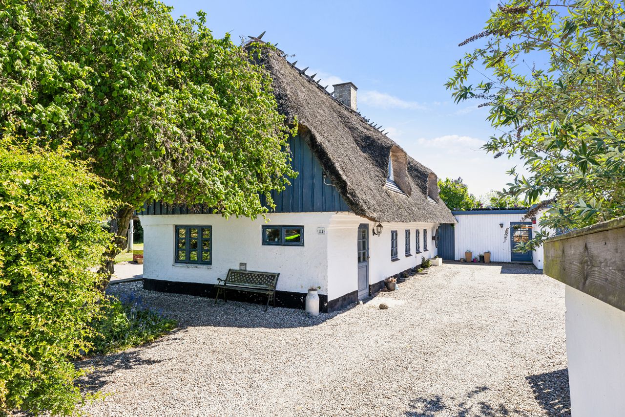 Ejendomsbillede 2 af 19