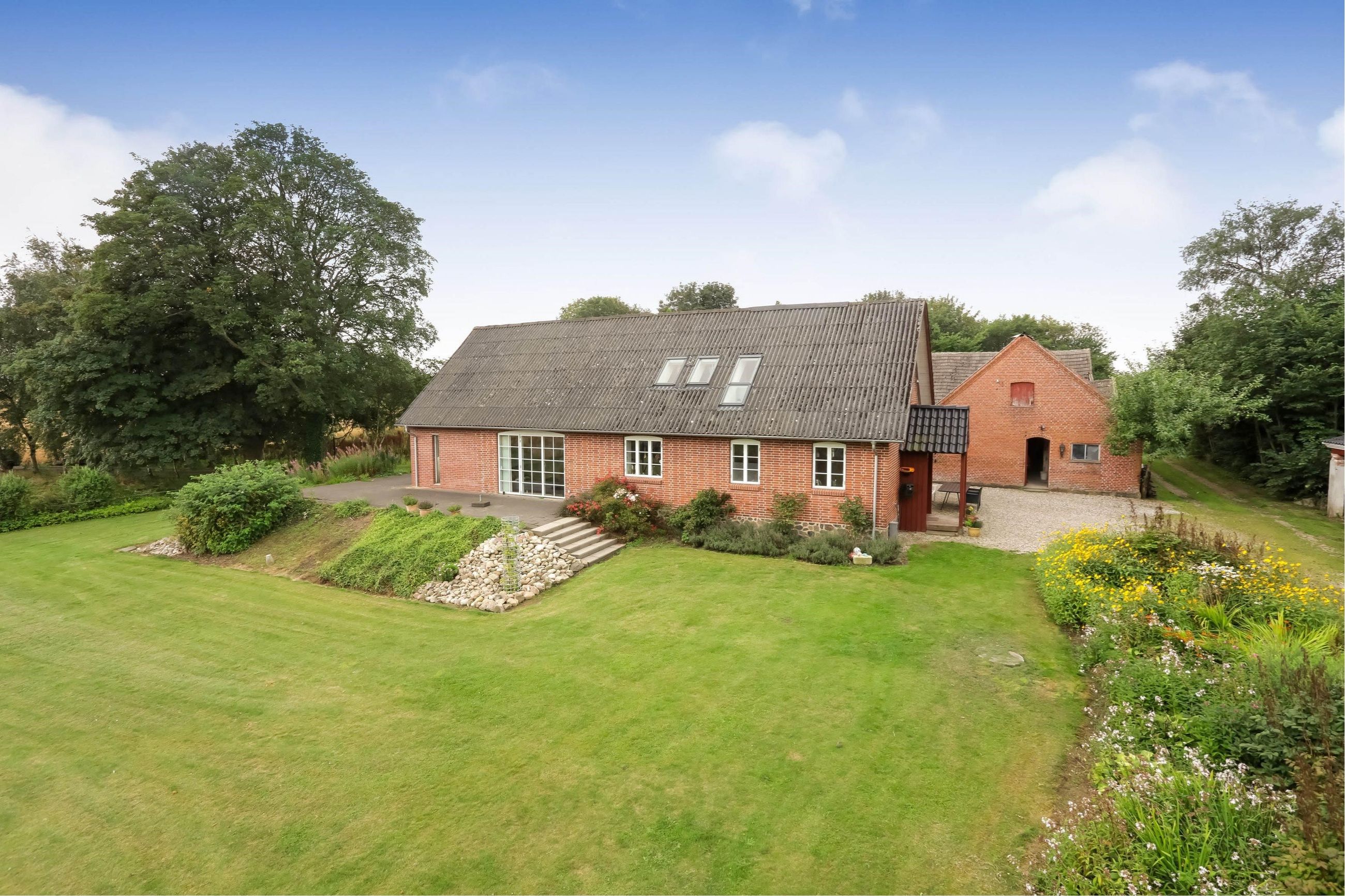 Hedevej 9, Ans Villa