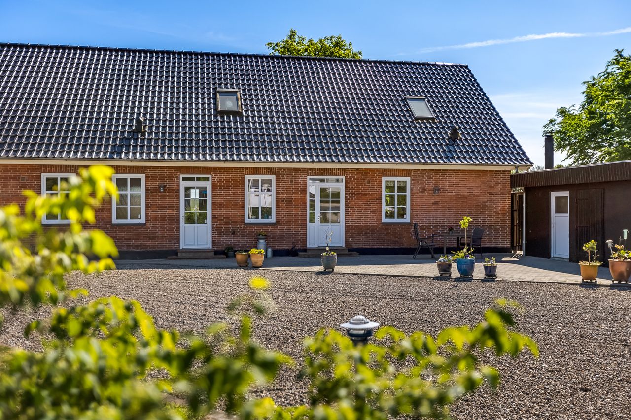 Ejendomsbillede 2 af 26