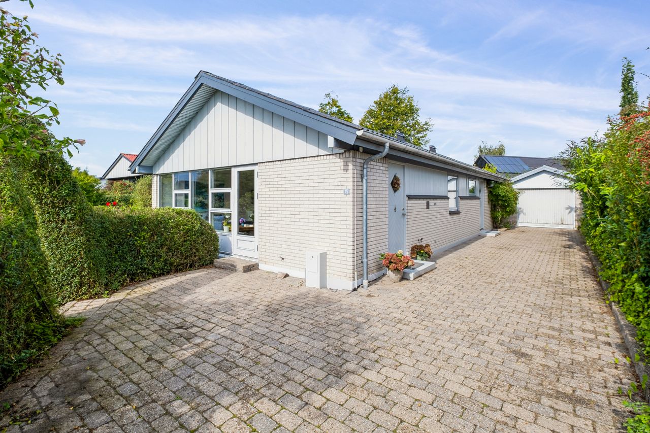 Ejendomsbillede 2 af 34