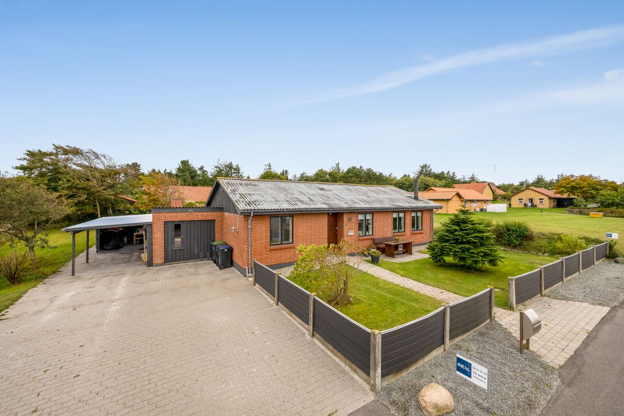 Ejendomsbillede 2 af 28