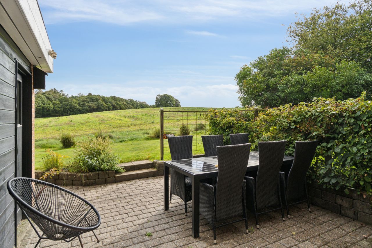 Ejendomsbillede 3 af 27