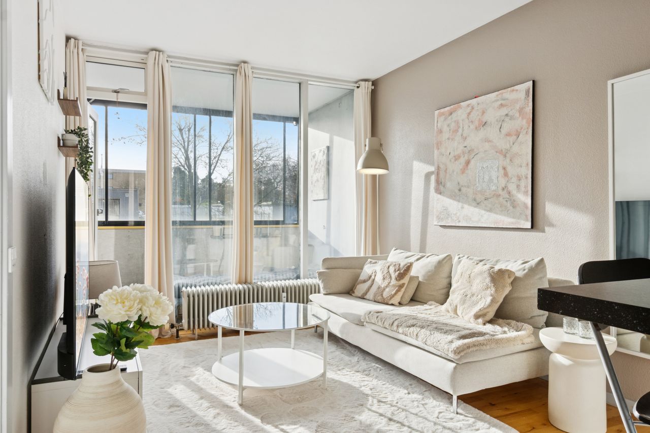 Ejendomsbillede 2 af 17