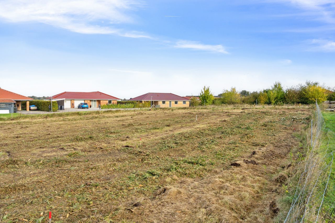 Ejendomsbillede 3 af 13