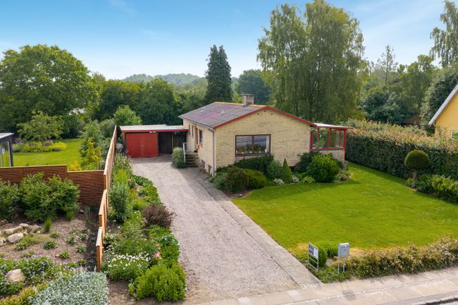 Tallerupvej 70,  Villa