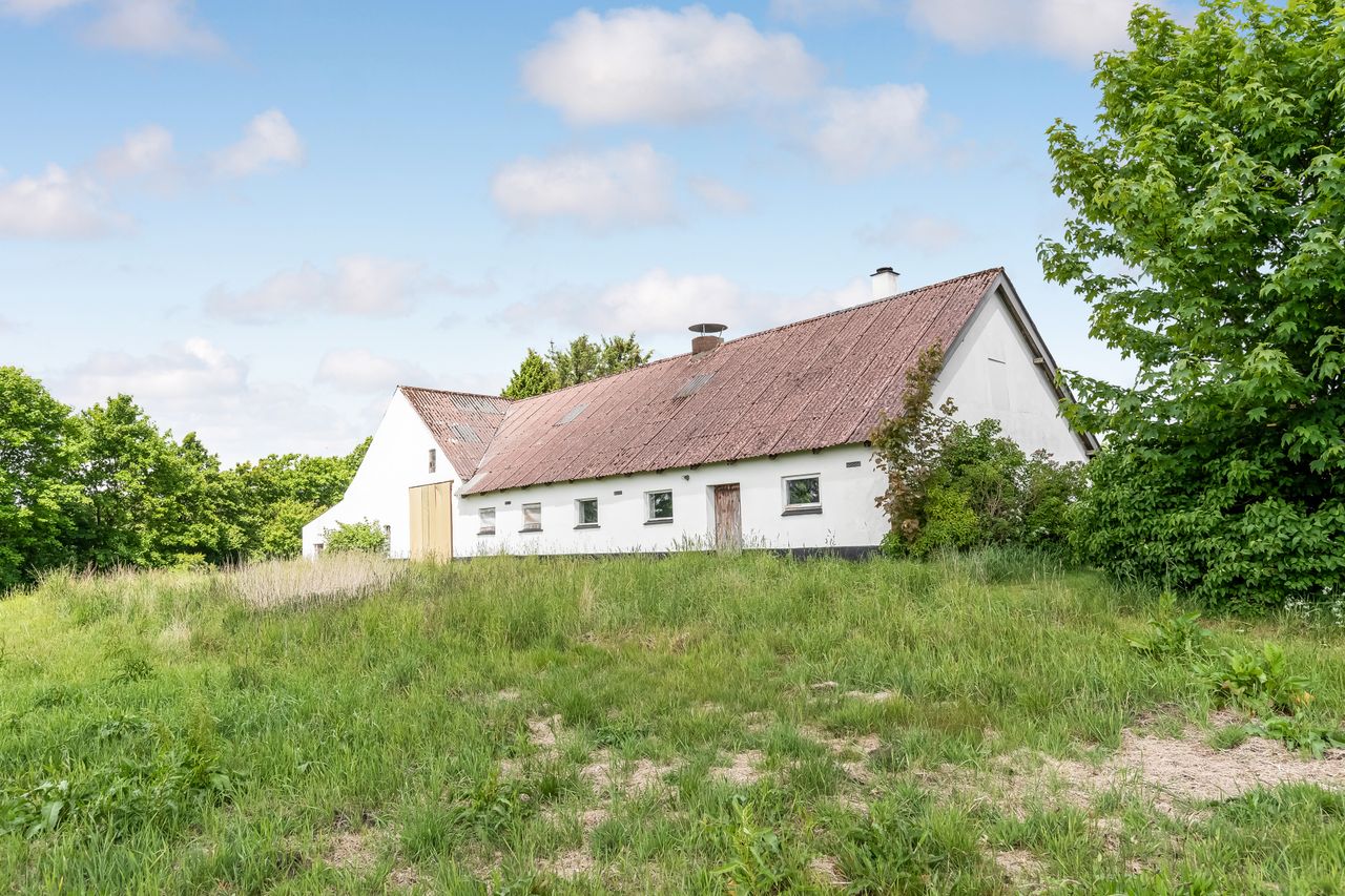 Ejendomsbillede 2 af 33