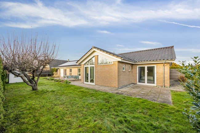 Arnborgvej 7,  Villa